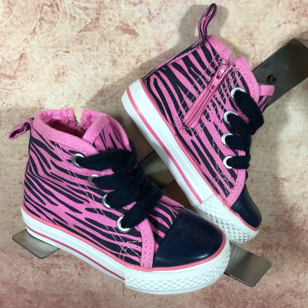 Truly Scrumptious Baby Zebra Print Sneakers s26